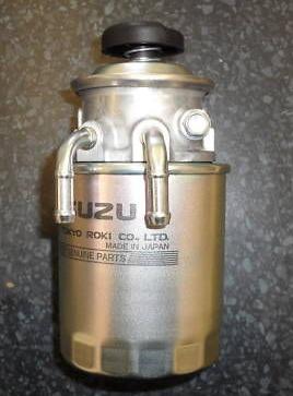 Фильтра мазда титан. Топливный фильтр с подкачкой Isuzu. Топливный фильтр с подкачкой т4. Фильтр топливный дизель с4 трубками. Топливный фильтр Исузу 4hl1.